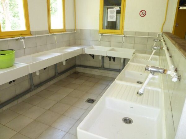 Sanitary facilities - Washing-up area